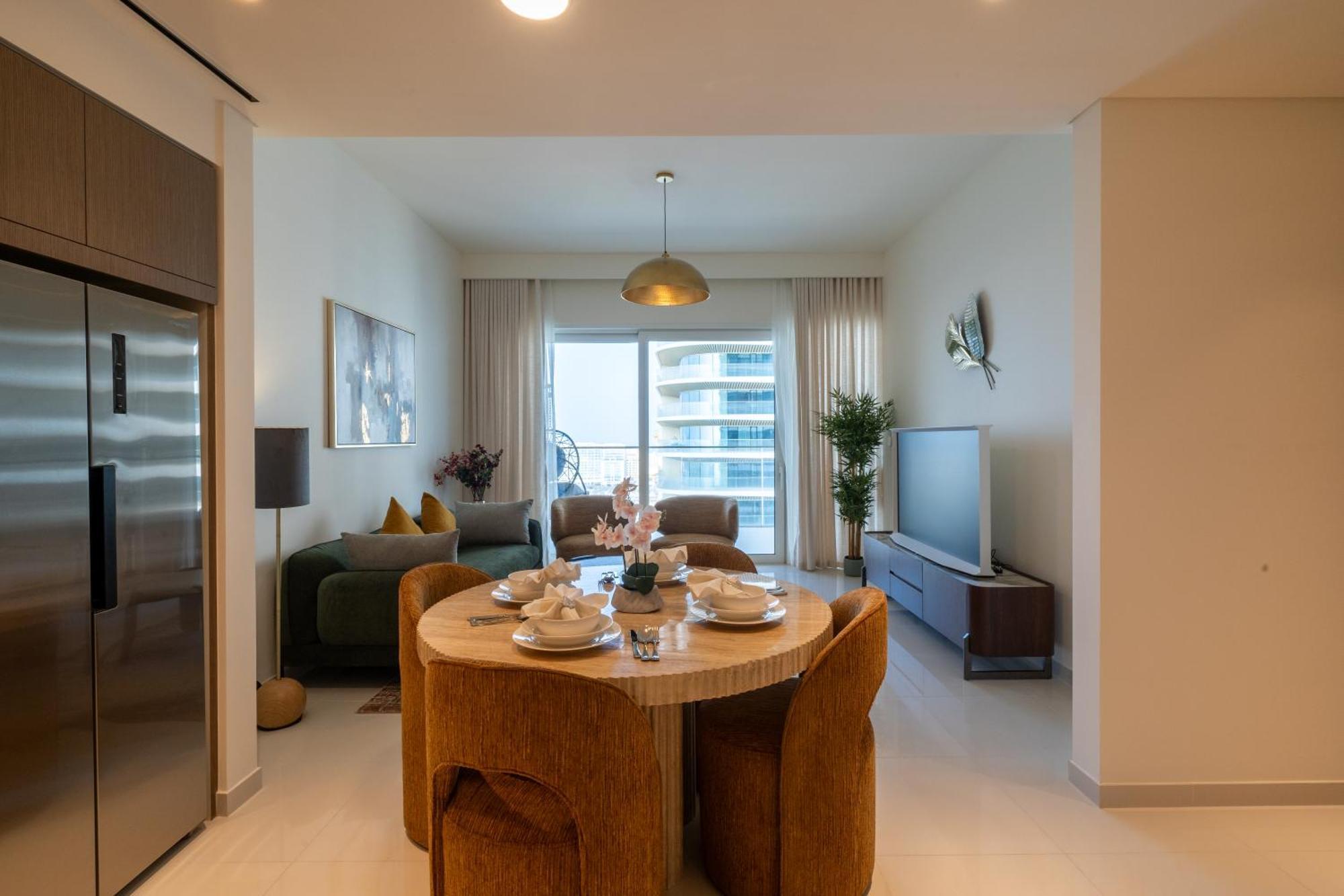 Apartment Homes & Beyond I Modern 2 Bedroom With Access